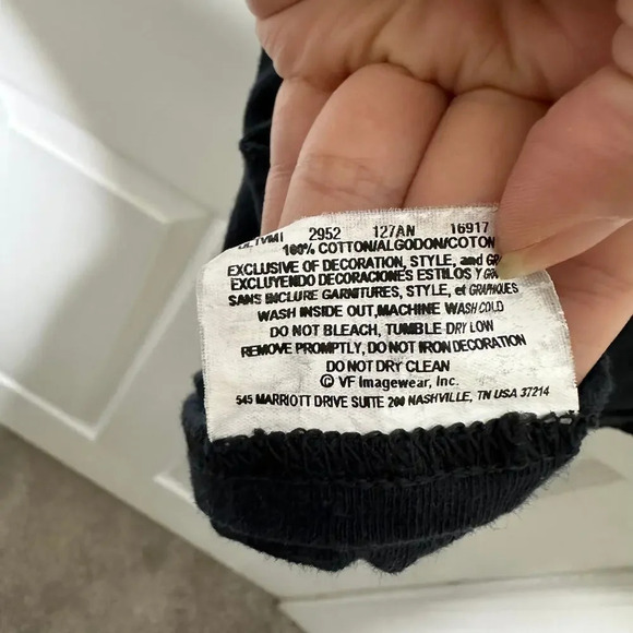 NFL Team Apparel Carson Wentz 11 Eagles Short‎ Sleeve T-Shirt Unisex - Picture 3 of 4